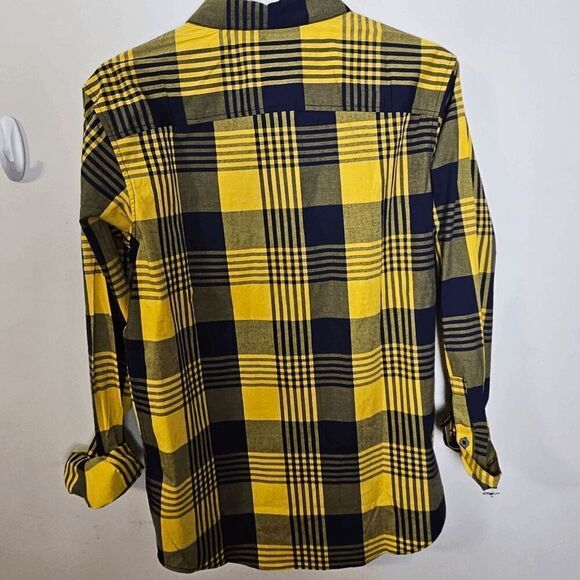 Columbia West Virginia University Mountaineers Rapid Rivers Button Front long sl - Picture 4 of 5